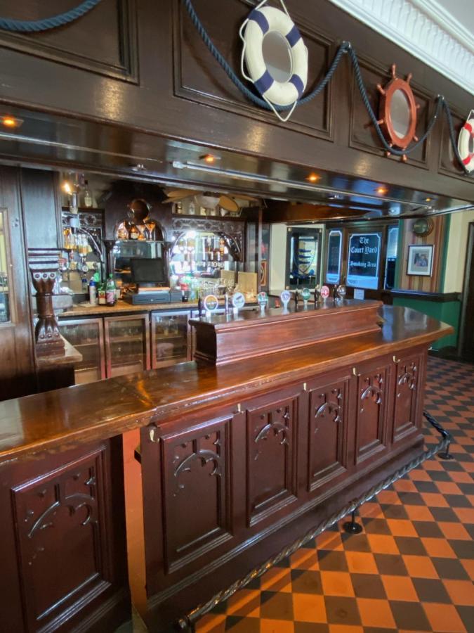 O'Shea'S Hotel Трамор Екстер'єр фото